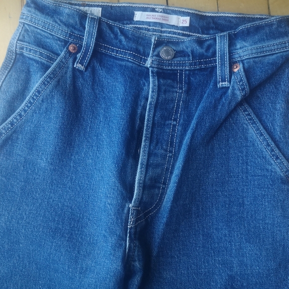 Levi's Ribcage Wide Leg Jeans - Picture 4 of 14